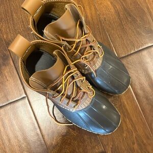 Women’s size 8-1/2 Bean Boots by L.L.Bean - excellent condition